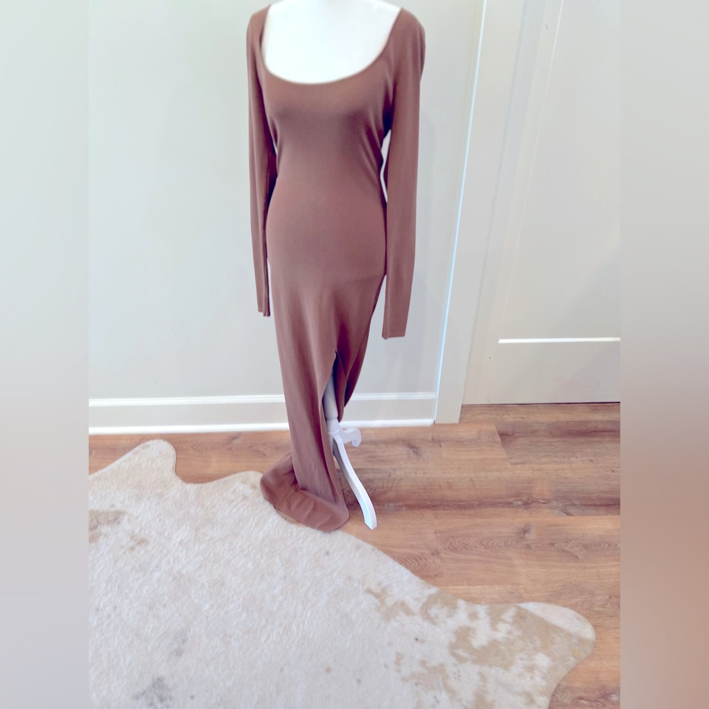 •House of CB Maxi Dress •Size: Small •Color: Beige/Camel - Picture 5 of 9